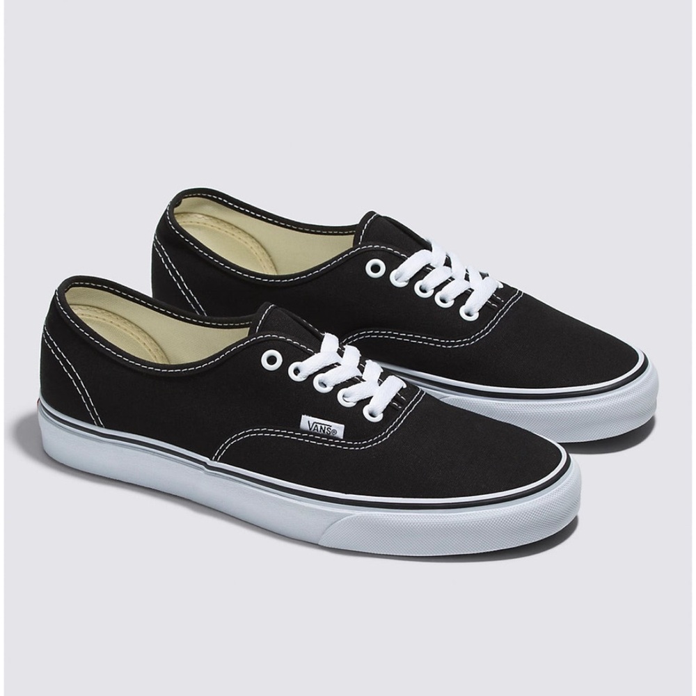 Vans Men's Black and White Canvas Sneakers